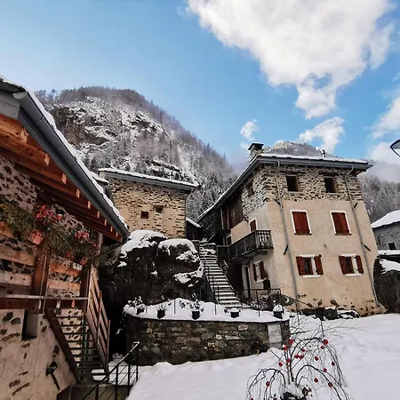 Riverside Angelica House On The Rock * 폰트보세트