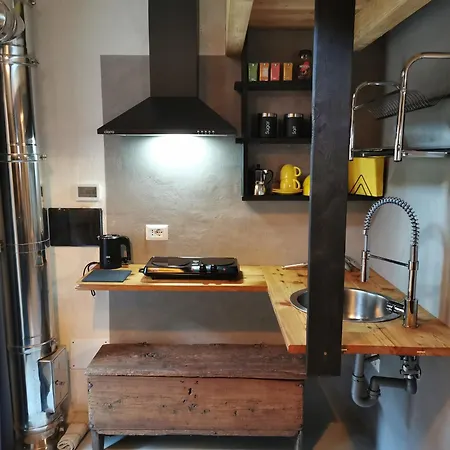 Riverside Angelica House On The Rock