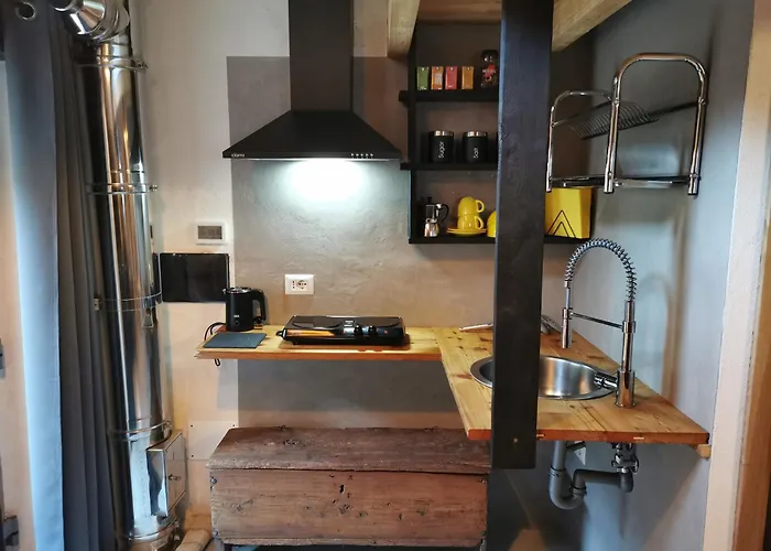 Riverside Angelica House On The Rock